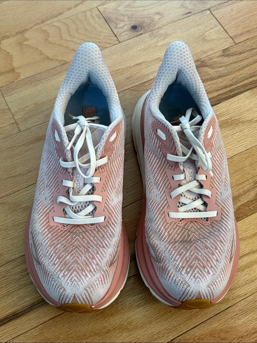 Hoka One Clifton 9 Running Shoes Pink Womens Sz 8.5B Walking Workout Outdoor - Picture 2 of 9